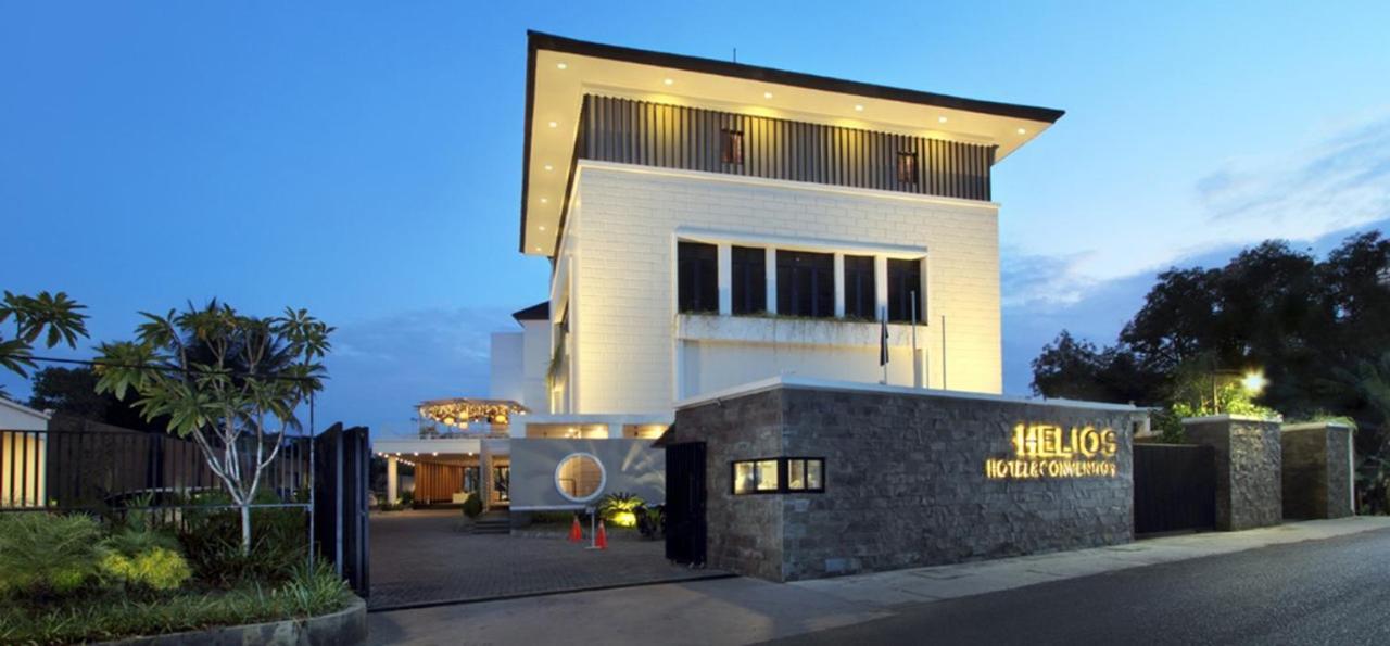 Helios Hotel & Convention Watampone Eksteriør bilde